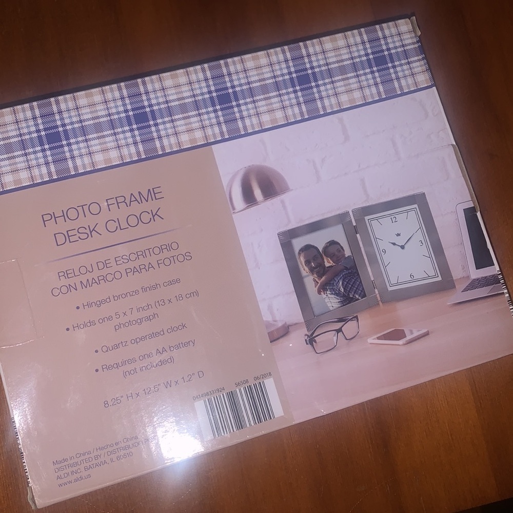 Sempre photo frame desk clock. - Picture 3 of 4